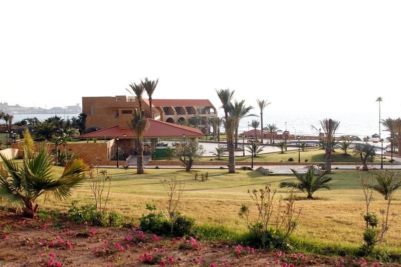Jiyeh Marina Resort Hotel & Chalets Jieh Bagian luar foto