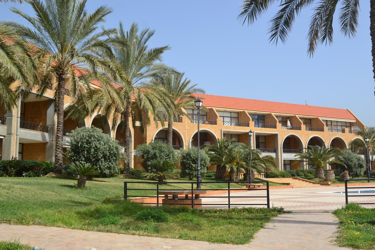 Jiyeh Marina Resort Hotel & Chalets Jieh Bagian luar foto