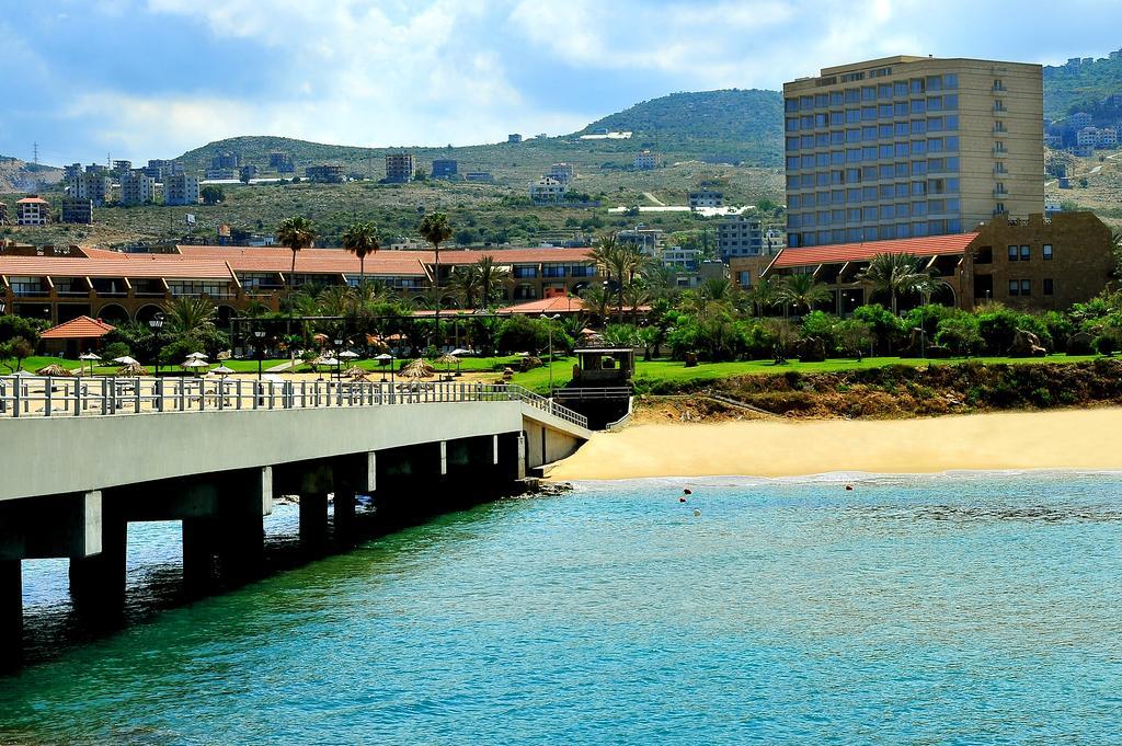 Jiyeh Marina Resort Hotel & Chalets Jieh Bagian luar foto
